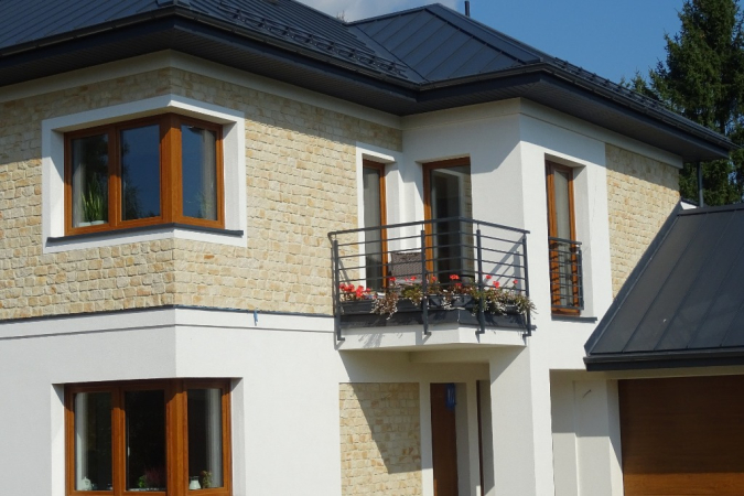 Kamień płytki cegła na elewację domu ściany dom