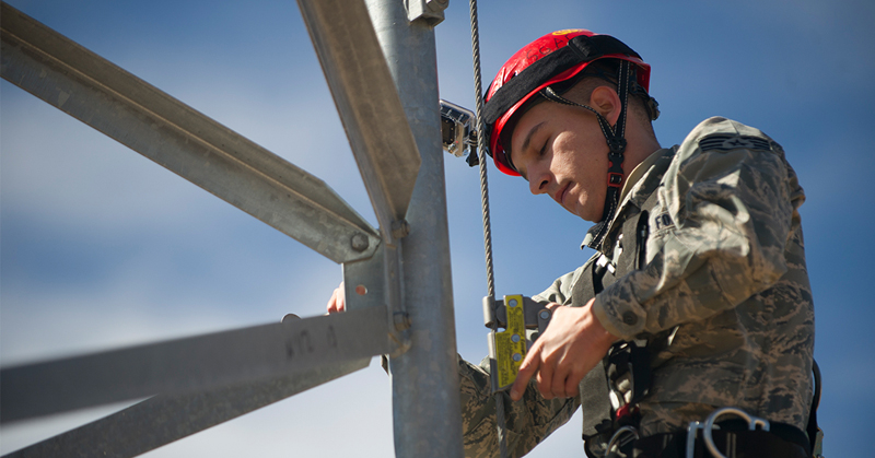 Uprawnienia wysokościowe – dlaczego warto je mieć?