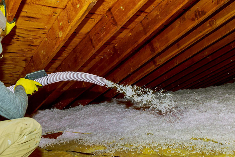 Długoterminowe korzyści z ocieplenia dachu celulozą