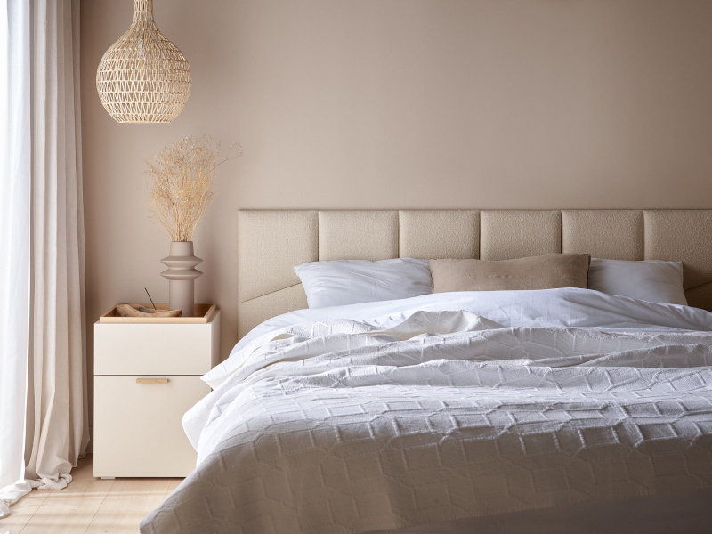 Jak wybrać idealne łóżko podwójne dla pary?