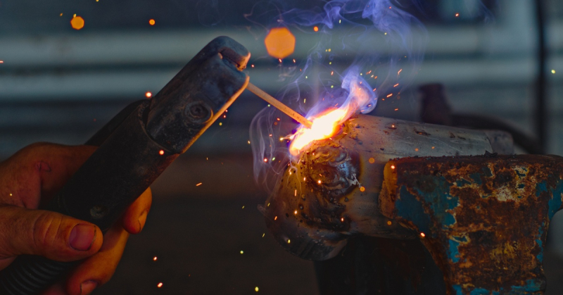 Spawanie spawarką MMA